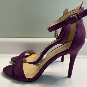 Zriey eggplant purple heels size 8, never worn
